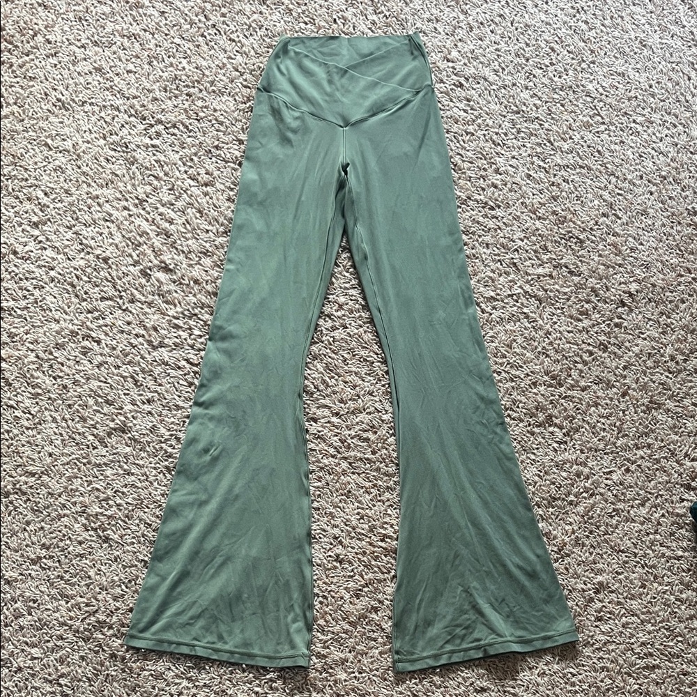 Aerie green flared leggings